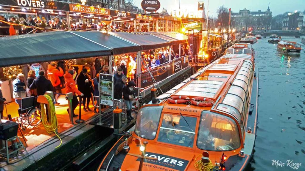 Classic canal cruises in Amsterdam