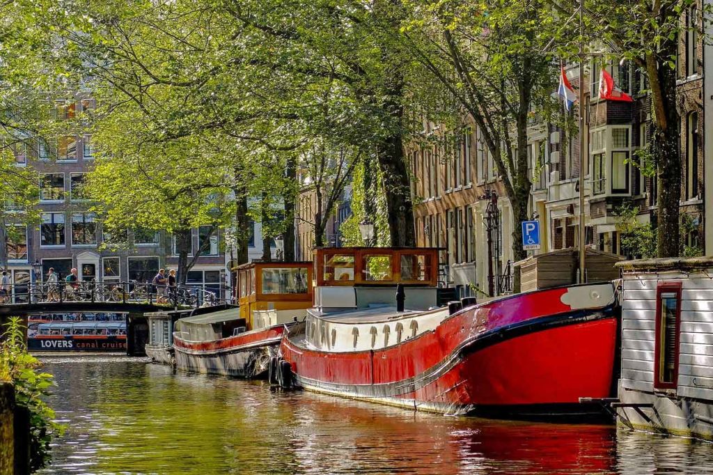 Enough time for a short trip to Amsterdam?