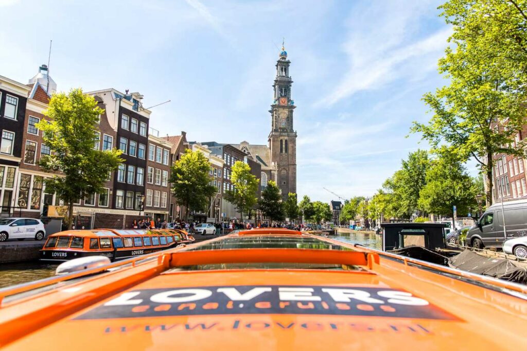 Why take a canal cruise with LOVERS? Why take a canal cruise with LOVERS?