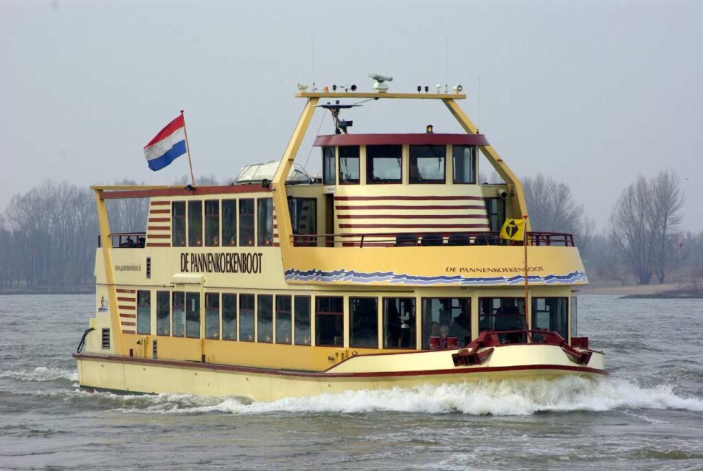 A trip on the Pannenkoekenboot - Always an experience